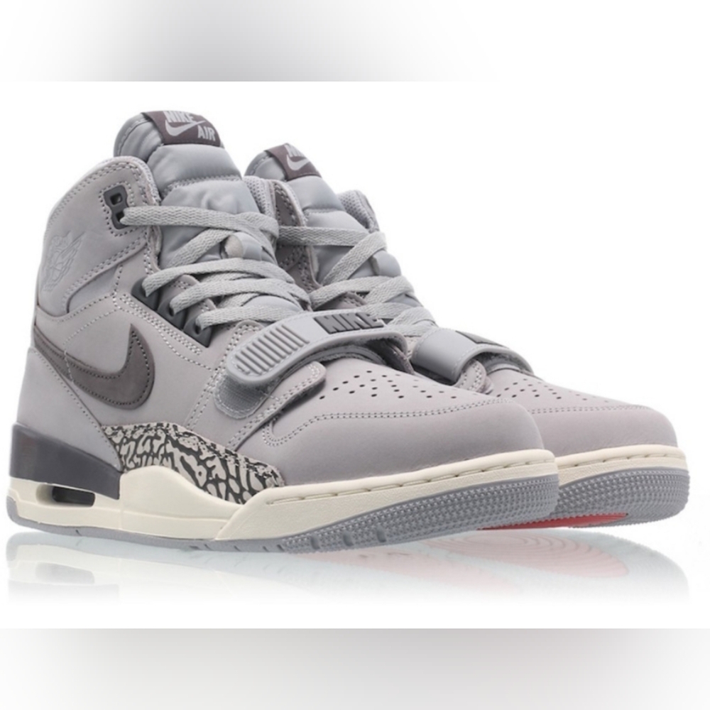 Air Jordan Legacy 322 "￦olf Grey"  deadstock Size 10Mens